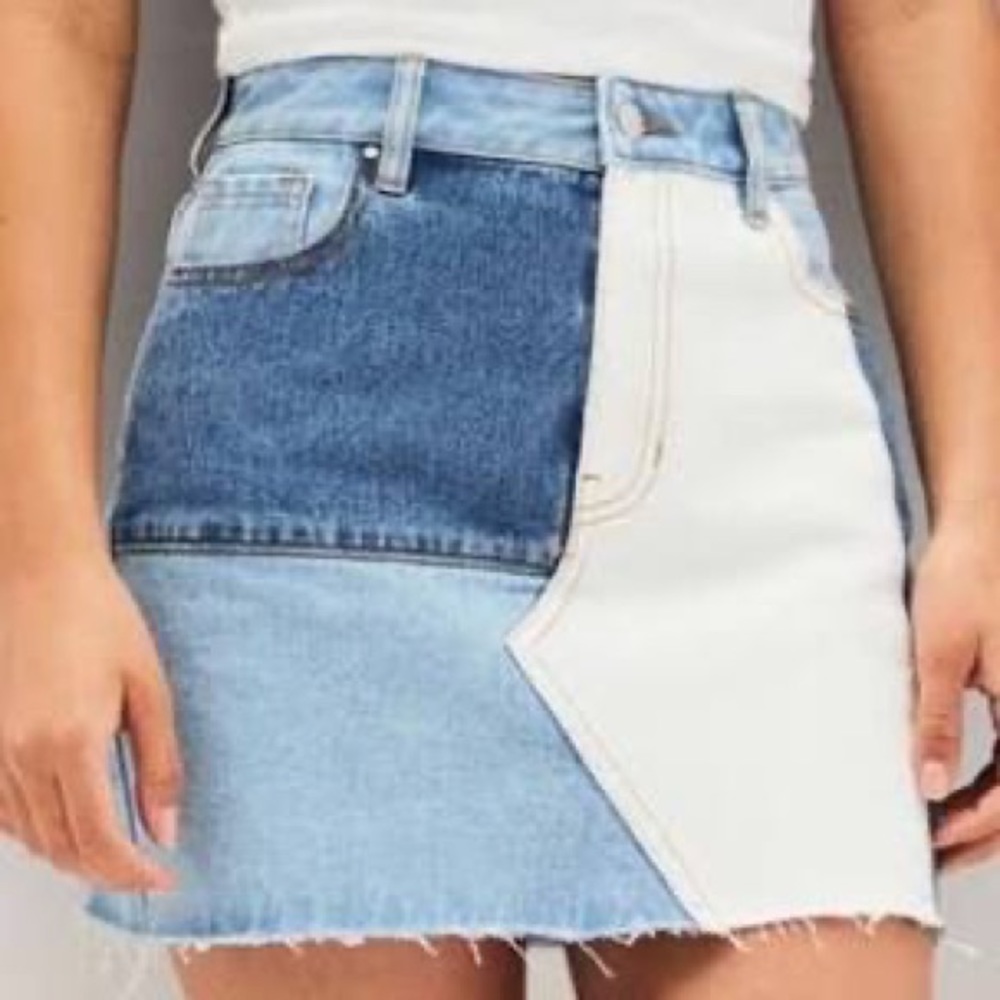 PacSun Womens Vintage Patch Skirt
